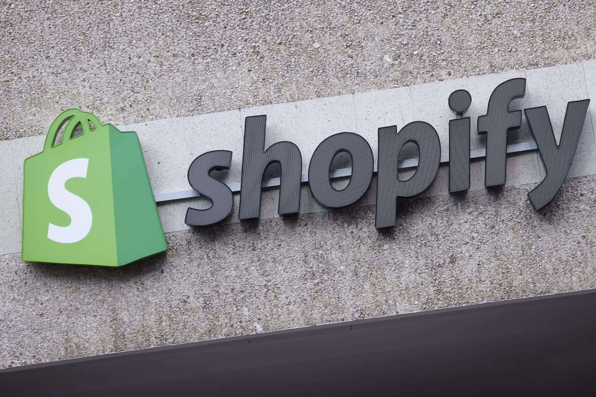 Shopify Store Web Design Services by syntek.pro