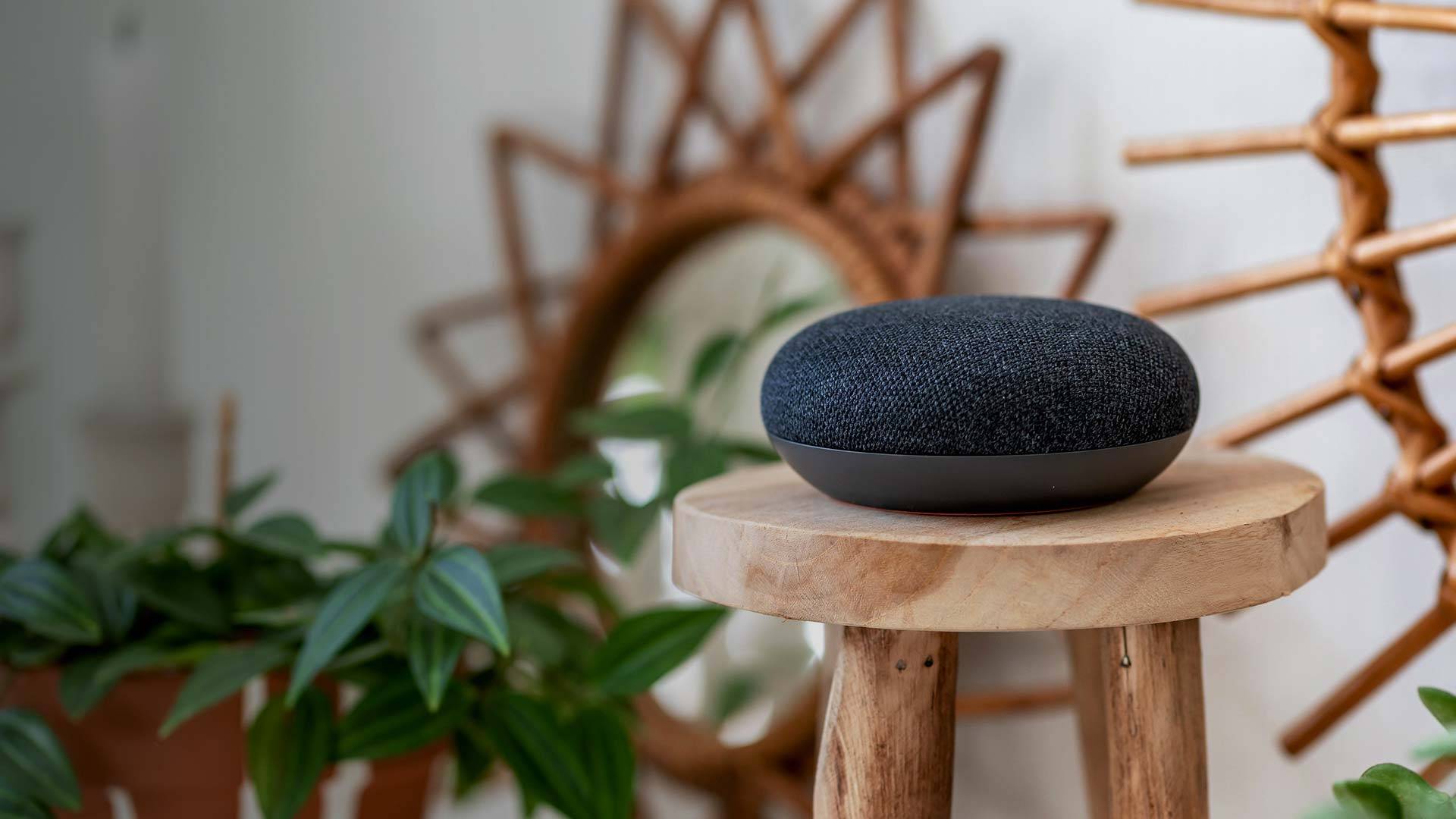 Custom mobile app development services for iOS, Android, and cross-platform solutions by Syntek.Pro